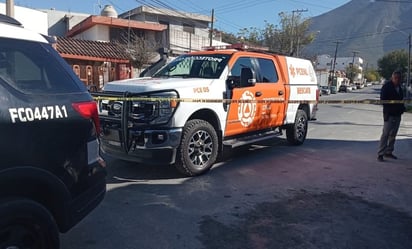 Accidente : Al sitio arribaron rescatistas de Protección Civil y paramédicos de la Cruz Roja. 