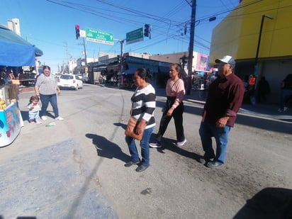 comercio compras: Luego de varios días de poco movimiento en la zona centro, un día antes del 31 volvió a llenarse el centro de Monclova.