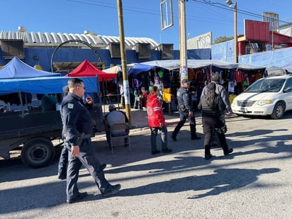 policiaca: Autoridades intensifican vigilancia en mercados sobre ruedas.