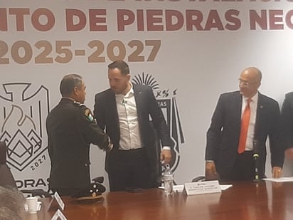 Ejército refrenda apoyo a alcalde y a los ciudadanos