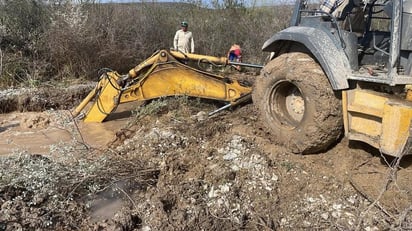 SIMAS : El objetivo es restablecer el suministro de agua en la zona afectada a la brevedad posible.