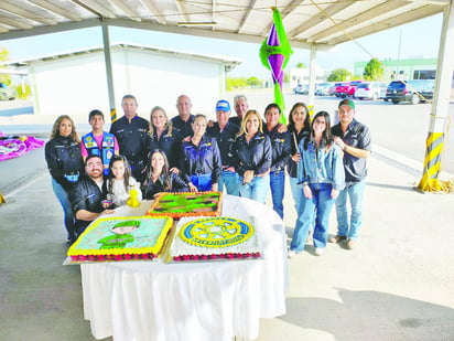 Club Rotario lleva magia y alegría a niños del 105 Batallón