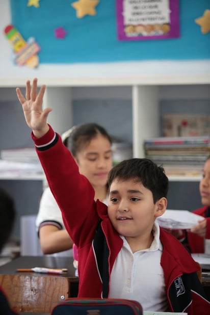 regreso a clases : Garza Fishburn deseó a toda la comunidad educativa un buen regreso a clases. 