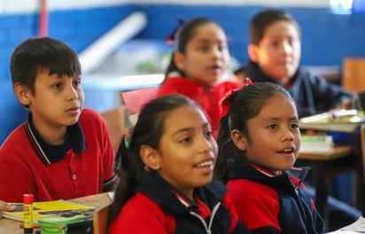 regreso a clases : Garza Fishburn deseó a toda la comunidad educativa un buen regreso a clases. 