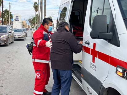 policiaca: El fuerte impacto dejó el vehículo de don José Luis con severos daños.