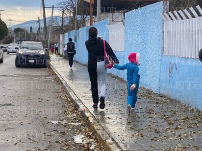 Educación : Esperan que mañana sea del 100%. 