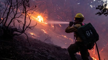 Muchas manos se requiere para contener los incendios en California 