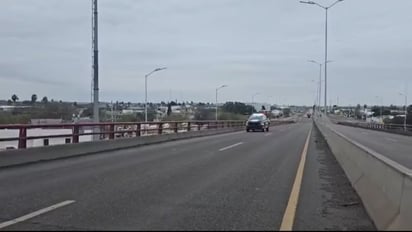 Puentes vehiculares de Sabinas abiertos y sin riesgos, asegura Seguridad Pública