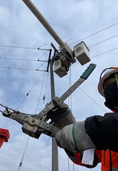 La helada en Monclova 'congeló' comercio e industria