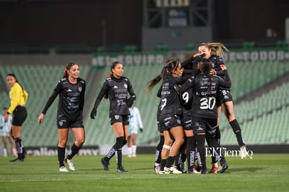 Santos Laguna vs Necaxa femenil