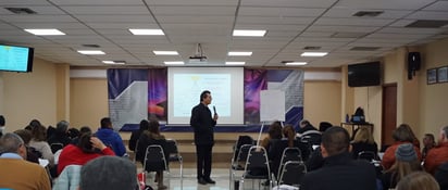 José Ángel Gámez imparte curso de Liderazgo y Desarrollo Humano en el Instituto Tecnológico de Piedras Negras