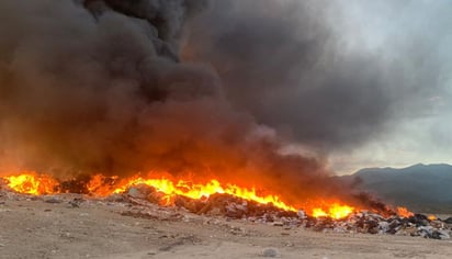 Municipio: Este sábado, el patronato Pro Limpieza informó sobre tener bajo control un nuevo incendio generado en el relleno sanitario.