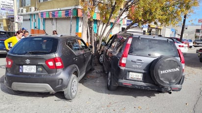 Accidente: El percance generó un breve caos vehicular en la zona.