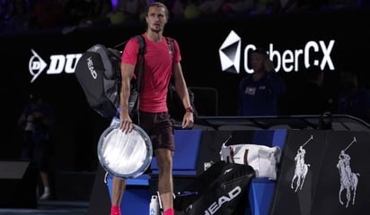 tenis: La afición que se hizo presente en la final del Australian Open no se olvidaron de las acusaciones del alemán Alexander Zverev