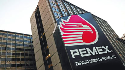 Pemex produce su nivel más bajo de crudo en 46 años