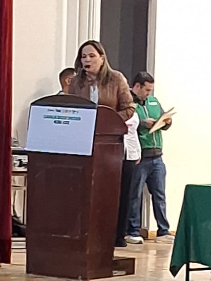 Secretaria de Trabajo Nazira Zogbi Castro  entregó  Certificados  de Icatec y anunció la próxima Feria del Empleo