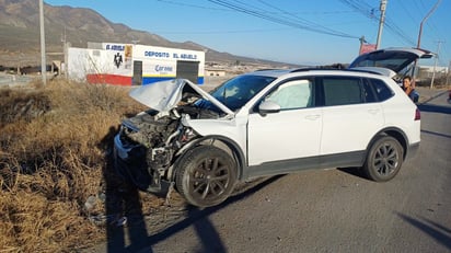 Accidente: Socorristas de Bomberos Voluntarios se movilizaron tras el percance.