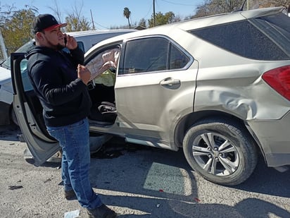 Accidente: Socorristas de GRUM auxiliaron a los lesionados.