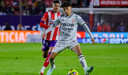 futbol: El mediocampista del Necaxa, Heriberto Jurado, viajará a Europa para realizarse los exámenes médicos y firmar con su nuevo equip