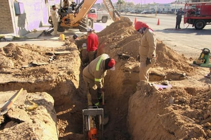 Baja presión en 20 colonias por mantenimiento