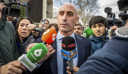 futbol: Luis Rubiales aseguró que el beso con Jennifer Hermoso fue con su consentimiento, en un día más del juicio por presunta agresión