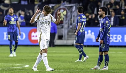 futbol: El América no pudo quedarse una victoria más y sufrió ante el cuadro angelino que esta ocasión no contó con Carlos Vela