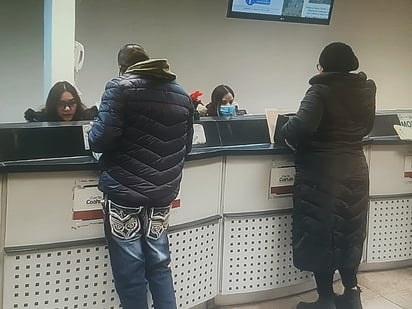 Le roban placas y paga 1,600 otra vez