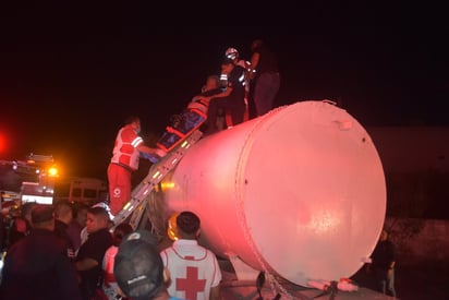 policiaca: El bombero intoxicado no contaba con el equipo necesario.