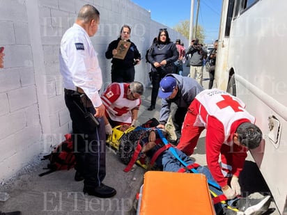 Accidente: El lesionado fue llevado de urgencia a la clínica 7 del Seguro Social.