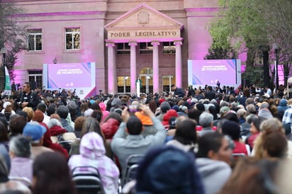 Congreso : Refrenda  su compromiso de fomentar la igualdad, la transparencia e incrementar la cercanía con la ciudadanía.