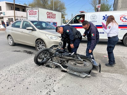 Accidente: Socorristas de GRUM se movilizaron en ayuda del afectado.