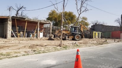 Derrumban casas abandonadas en mal estado en la calle Doctor Mier