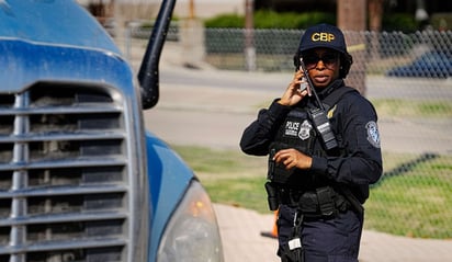 Oficiales de CBP capturan a mujer acusada de agresión sexual a niño en Texas: Oficiales de Aduanas y Protección Fronteriza (CBP) en Del Río aprehendieron a una mujer buscada por agresión sexual agravada a u