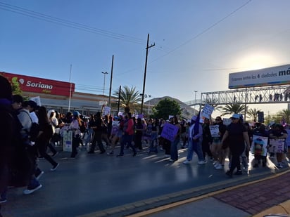 Marcha del 8M en La Laguna concluye con saldo blanco y miles de participantes