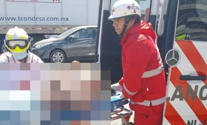 SEGURIDAD Una mujer identificada como Marbella, de entre 20 y 25 años, sufrió la amputación de una pierna tras ser arrollada por un tren en la avenida Fleteros,