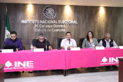 INE amplía vigencia de credenciales de elector para las elecciones de junio: El Instituto Nacional Electoral (INE) decidió ampliar la vigencia de las credenciales de elector con vigencia 2024