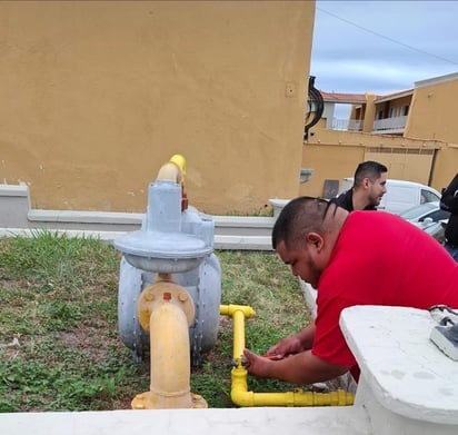 fuga de gas: Durante la inspección, se determinó que la fuga provenía de una línea externa fuga de gas: Durante la inspección, se determinó que la fuga provenía de una línea externa