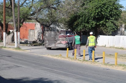 accidente : De acuerdo con el reporte de las autoridades, el accidente ocurrió cuando un bloque de concreto se desprendió.
