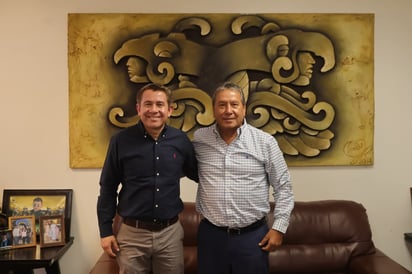 EDUCACIÓN El alcalde de San Juan de Sabinas, Óscar Ríos, refuerza estrategias educativas al reunirse con Hugo Lozano, subsecretario de Educación Básica en Coahuila,