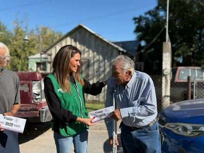 MEJORA La Tarjeta de la Salud en Sabinas permite a adultos mayores acceder a consultas, medicamentos y servicios médicos gratuitos, fortaleciendo la atención