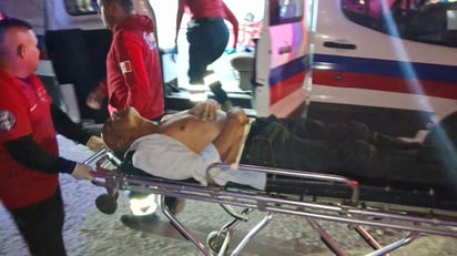 SEGURIDAD Atacante con pistola de postas hiere a un hombre en Monclova Un hombre de 52 años identificado como Rogelio Garza Guerrero, vecino de la calle 2 número 1527