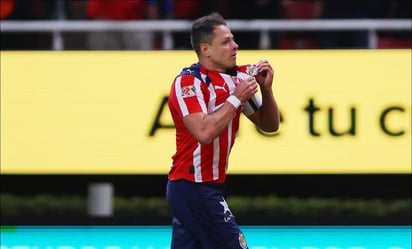 Javier Hernández vuelve a anotar con Chivas después de ocho meses