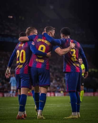 Barcelona vence 4-2 al Celta con triplete de Lewandowski