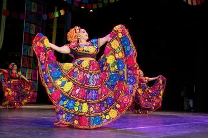 Ballet Folklórico Apango
