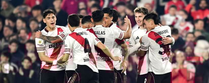 Dua Lipa dijo presente en el Superclásico entre Boca vs. River