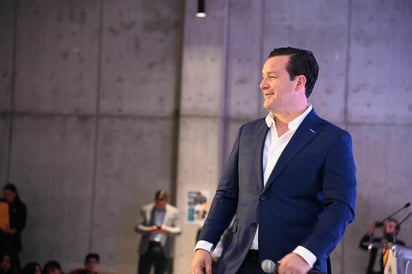 RED DE SEGURIDAD Universitarios se integran a la prevención del delito.  Saltillo Coah.- Alrededor de 350 estudiantes de la Universidad Carolina se sumaron este miércoles