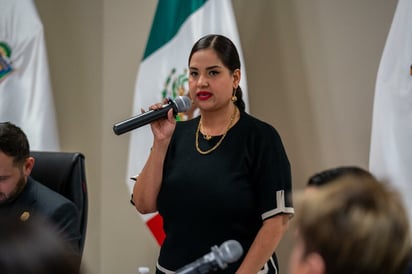 SESIÓN ORDINARIA DE CABILDO Durante la Sesión Ordinaria de Cabildo correspondiente al mes de noviembre, el alcalde Jacobo Rodríguez encabezó los trabajos en los que se analizaron