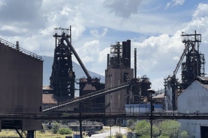 Crece desesperación de exobreros de AHMSA por falta de liquidaciones; exigen agilizar venta y transparencia