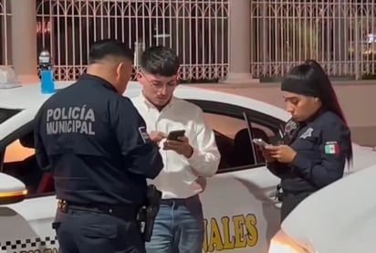 Robo con violencia : Al lugar arribaron Inspectores de Transportes, elementos de Seguridad Pública Municipal. Robo con violencia : Al lugar arribaron Inspectores de Transportes, elementos de Seguridad Pública Municipal.