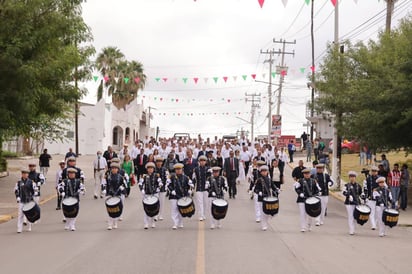 Autoridades de San Juan de Sabinas cambiaron para el viernes el desfile del 20 de Noviembre.